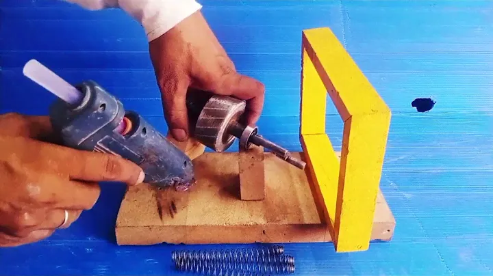 free energy generator from 4 spring machine form rotor machine  #akh748