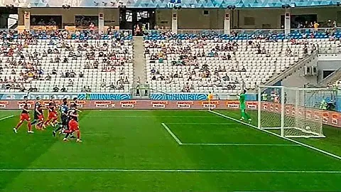 Ротор-Текстильщик 0:0 Штрафной (01’) Игорь Обухов  перевел мяч на угловой.