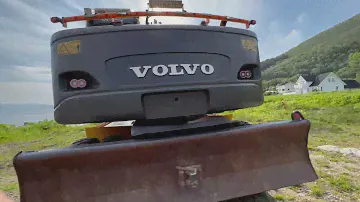 2006 Volvo EW140B Wheel excavator w/ rotor tilt and bucket