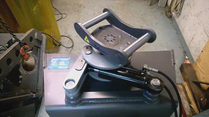 170 degrees swinging bucket for 3-7 ton excavators S40 coupler