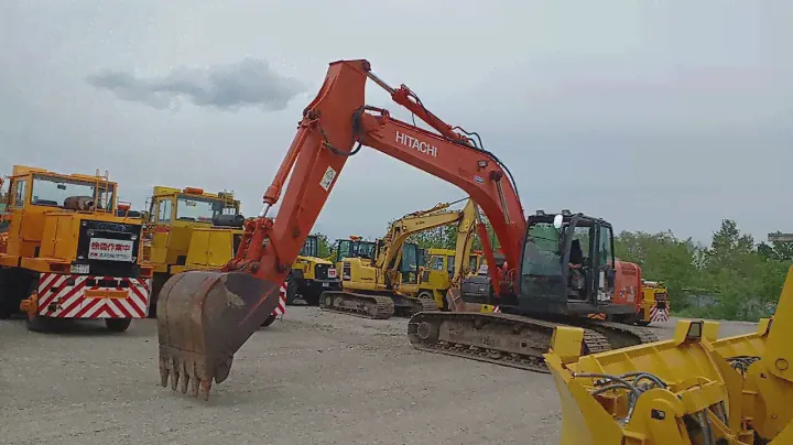 HITACHI ZX200-3 #225732